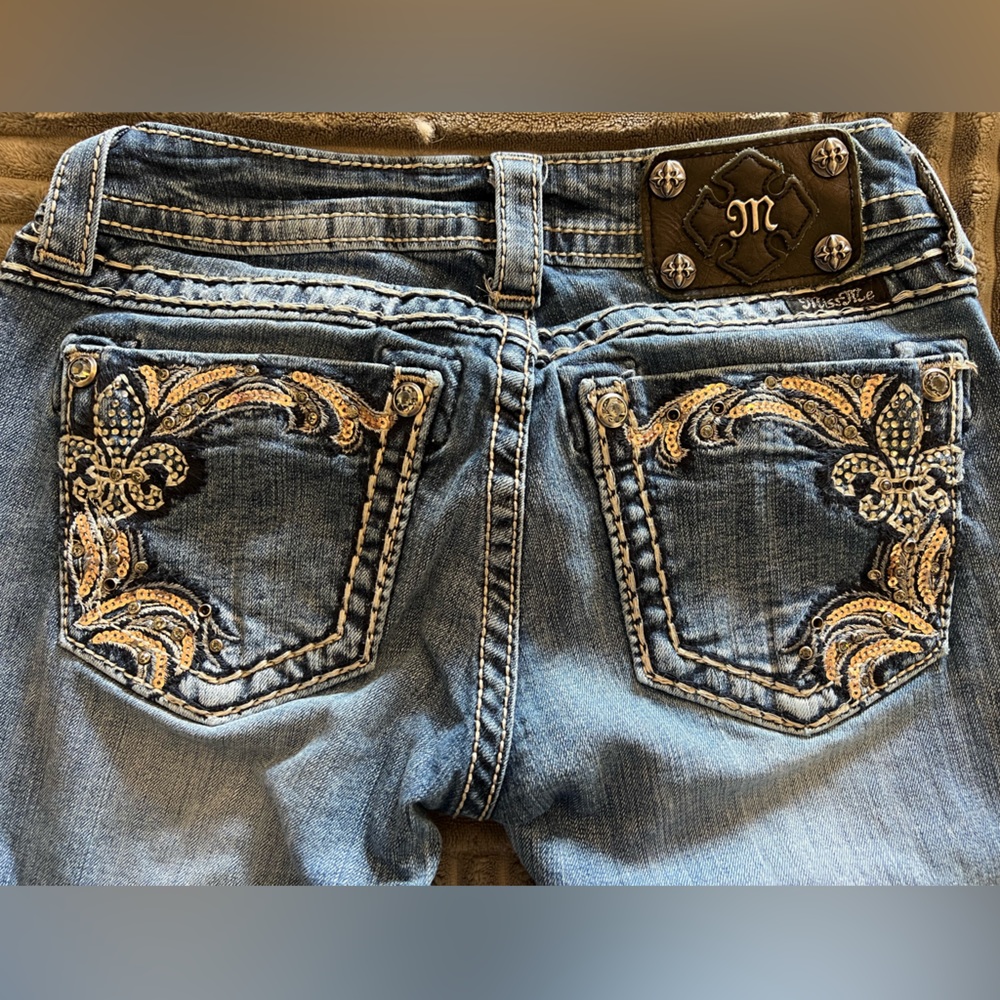 Miss me jeans size 25, style JP5853B2 boot cut, color LT 57